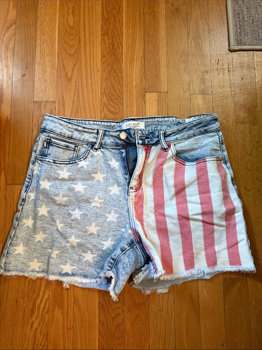 Judy Blue Flag-Patterned Denim Shorts - Blue, White, Red